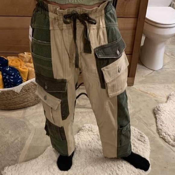 ✨ HP x 2 ✨ NWOTS FP TERRA UTILITY PANT (S) - Picture 5 of 6